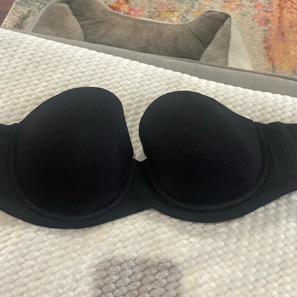 ⚫️ Wacoal Strapless Bra